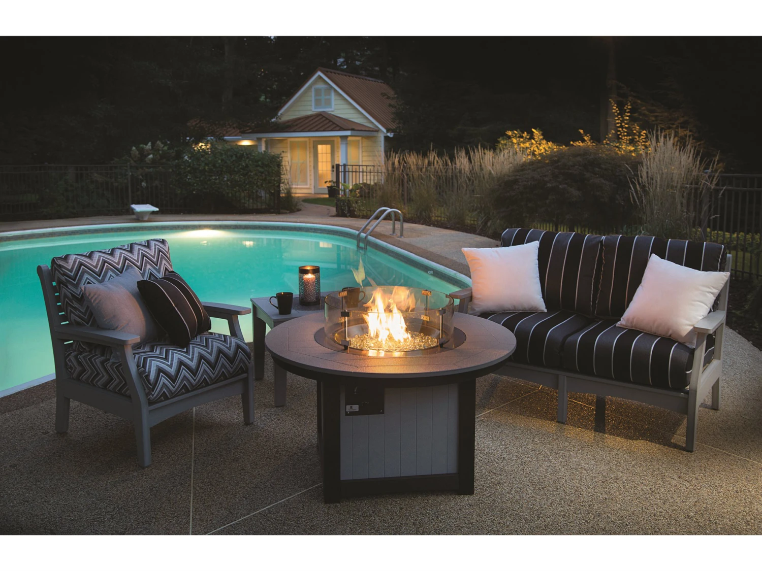 Berlin Gardens Donoma 44'' Round Chat Height Fire Pit Table 2 Berlin Gardens Donoma 44'' Round Chat Height Fire Pit Table - Image 2