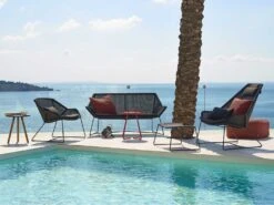 Cane Line Outdoor On-the-move Aluminum Small 17'' Round End Table 19 Cane Line Outdoor On-the-move Aluminum Small 17'' Round End Table -Patio Vibe Store CNOBRZELNGSET61 zm