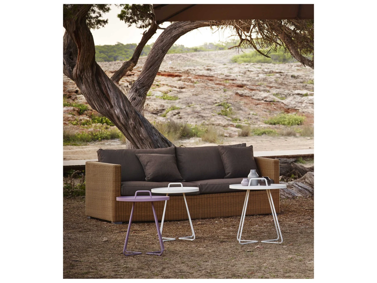 Cane Line Outdoor On-the-move Aluminum Small 17'' Round End Table 5 Cane Line Outdoor On-the-move Aluminum Small 17'' Round End Table - Image 5