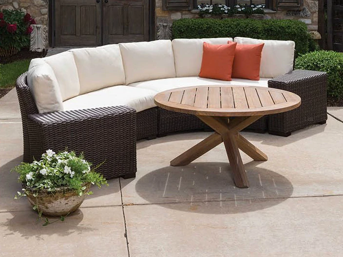 Lloyd Flanders Mesa Wicker Wedge With Woven Top 4 Lloyd Flanders Mesa Wicker Wedge With Woven Top - Image 4