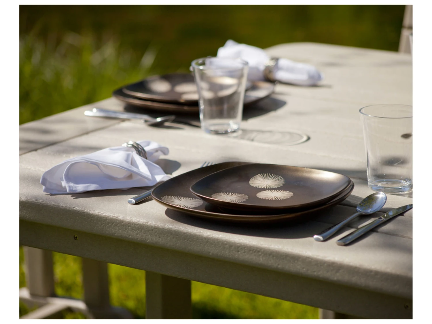 POLYWOOD® Park Recycled Plastic 48'' Square Table 9 POLYWOOD® Park Recycled Plastic 48'' Square Table - Image 9