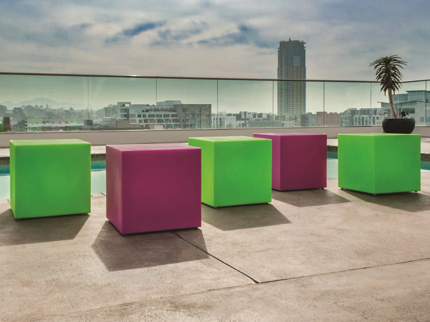 Tropitone Curve Resin 18'' Square Tea Table/Stool With Weight 3 Tropitone Curve Resin 18'' Square Tea Table/Stool With Weight - Image 3