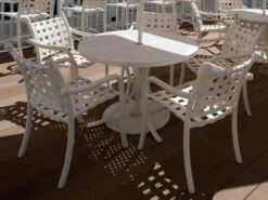 Tropitone Boulevard Aluminum 36'' Round Dining Table With Umbrella Hole